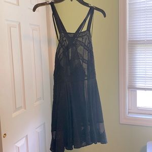 FREE PEOPLE black, lace tunic